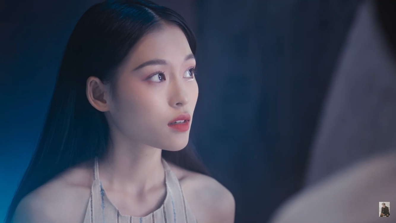 Nữ chính trong MV mới của Erik được netizen săn lùng bởi gương mặt đẹp tựa hoa đán ảnh 5