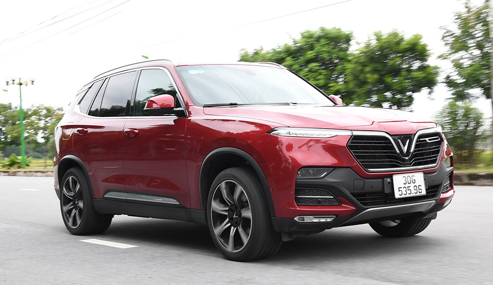 VinFast Lux SA2.0: SUV 7 chỗ bệ vệ, mạnh mẽ và an toàn ảnh 4