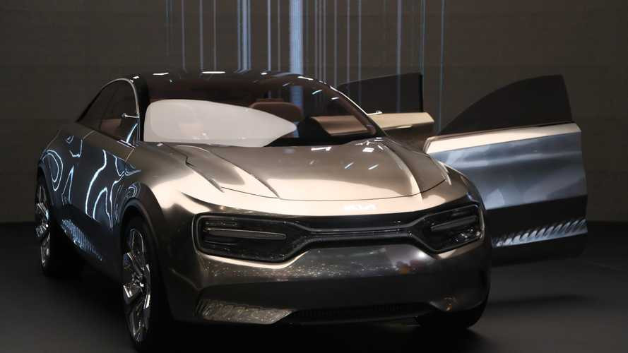 Kia quyết định thay đổi logo để làm mới thương hiệu ảnh 1