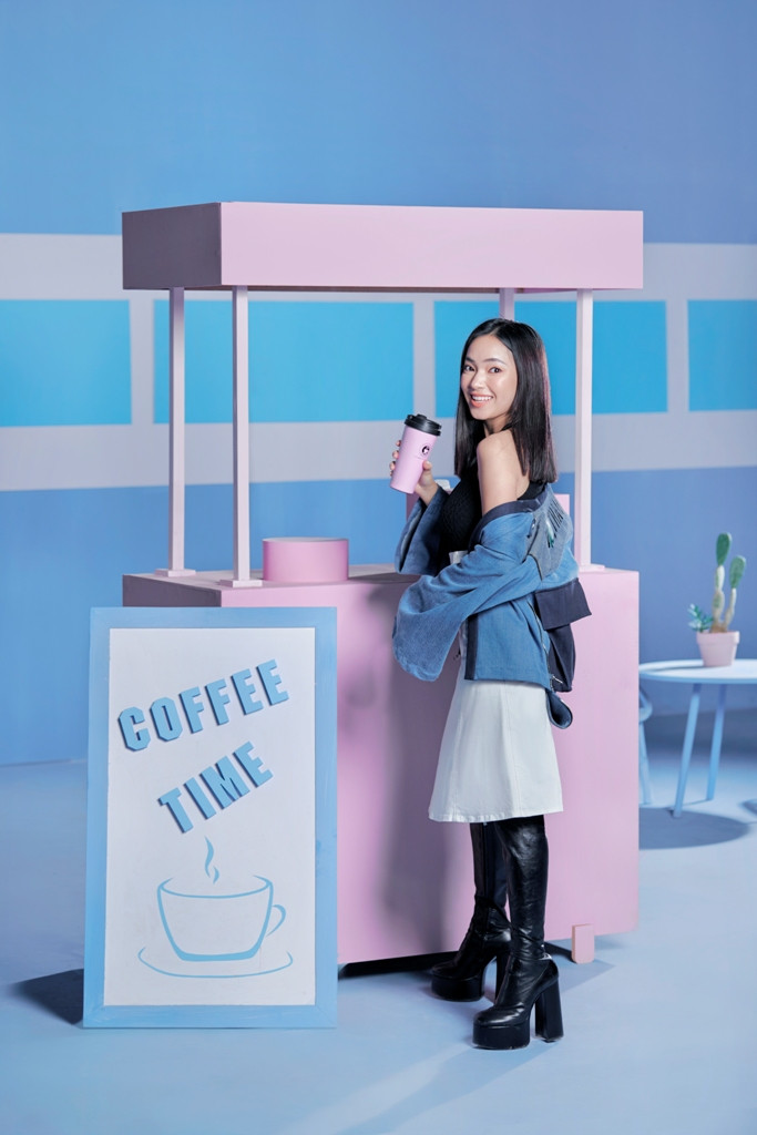 Châu Bùi khởi động với bộ lookbook tươi sáng sau thời gian cách ly ảnh 2