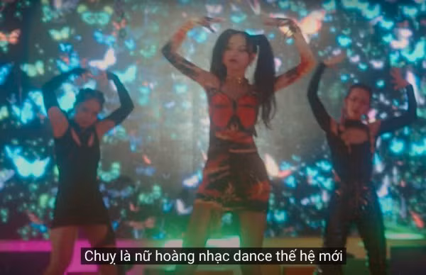 Khi sao Việt tự đặt biệt danh cho mình: Miss Showbiz của Chi Pu chưa phải “quái” nhất! ảnh 2