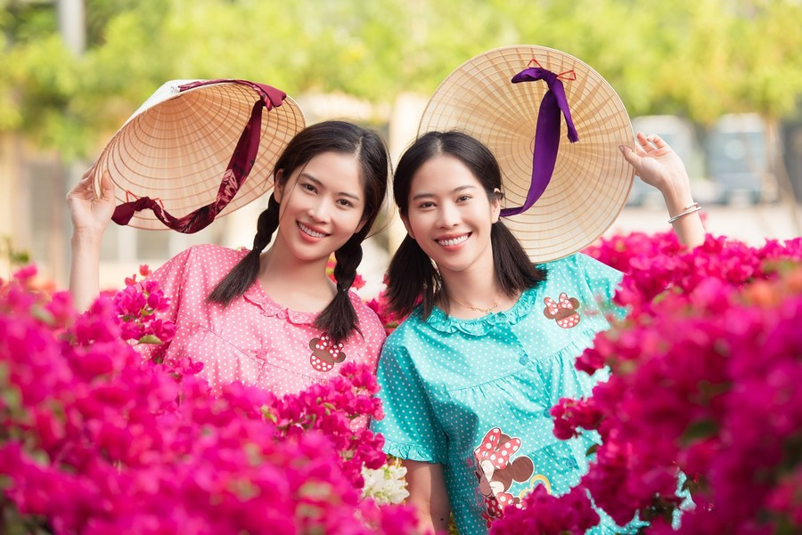 Nam Em mời Lãnh Thanh đóng MV “xông đất” V-Pop, dập tắt tin đồn chia tay bạn trai ảnh 1