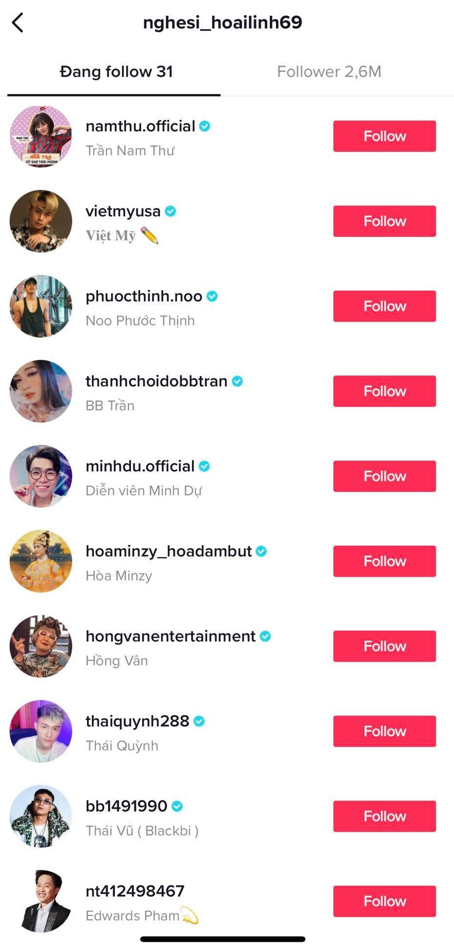 Nghệ sĩ Hoài Linh nhấn nút theo dõi 31 tài khoản TikTok, trong số đó chỉ có 2 ca sĩ! ảnh 4