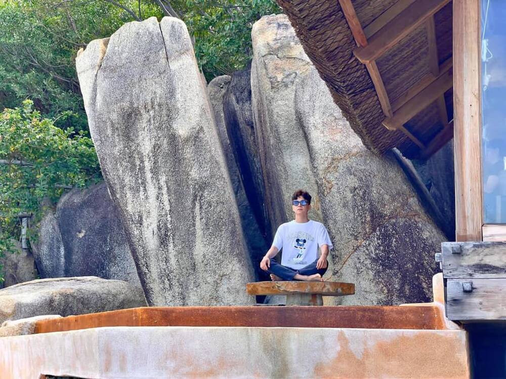 Chân dung cô nàng hotgirl được netizen đặt nghi vấn hẹn hò với ca sĩ Ngô Kiến Huy ảnh 3