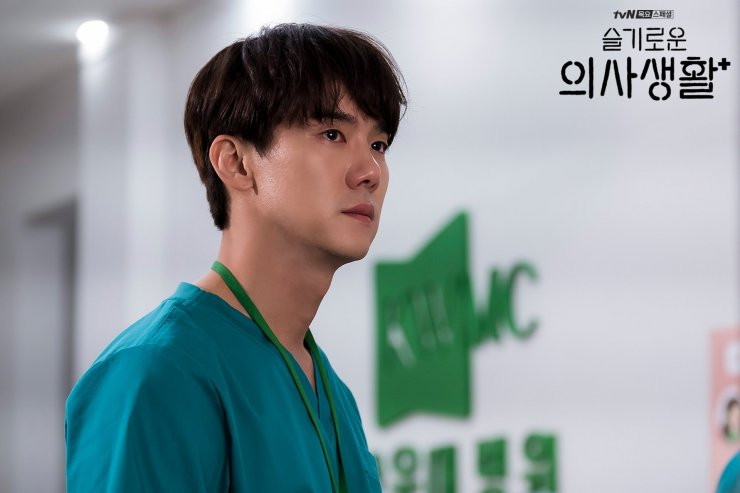 Biệt đội “Hospital Playlist“: Từ diễn viên quen mặt đến người mới “chạm ngõ” truyền hình ảnh 3