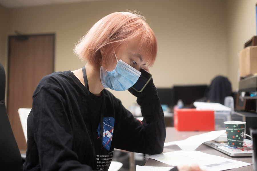 SỐC: Ca sĩ Xuân Nghi được xác nhận mắc COVID-19, gần 1 năm chưa thể về Việt Nam ảnh 1