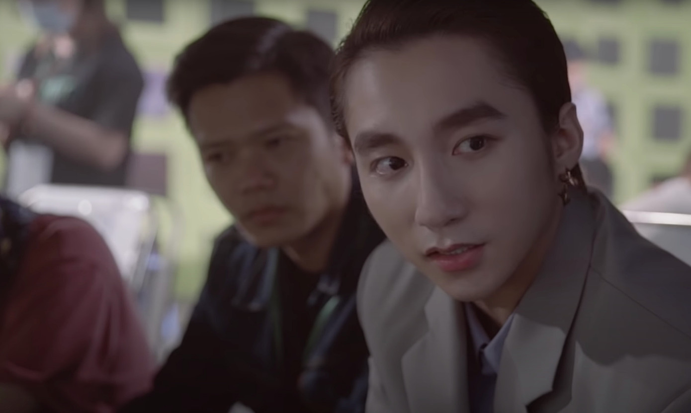 Sơn Tùng M-TP tiết lộ ý nghĩa những đạo cụ phía sau hậu trường MV “Có Chắc Yêu Là Đây” ảnh 2