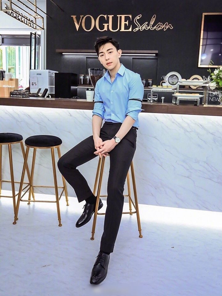 Sở hữu chân dài thẳng tấp “cực phẩm”, mỹ nam C-Biz khiến fangirl vừa “u mê”, vừa ghen tị ảnh 5