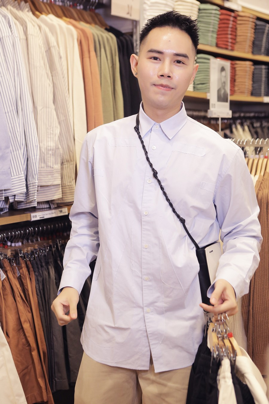 Cody (Uni5) và Đỗ Hoàng Dương diện đồ đôi, hội ngộ dàn sao Việt trong sự kiện thời trang ảnh 6