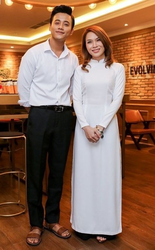 Mỹ Tâm - Mai Tài Phến là hai cái tên được nhắc đến nhiều nhất trong hôm nay. Đại diện truyền thông của Mỹ Tâm bất ngờ trước thông tin nữ ca sĩ hẹn hò Mai Tài Phến ảnh 1