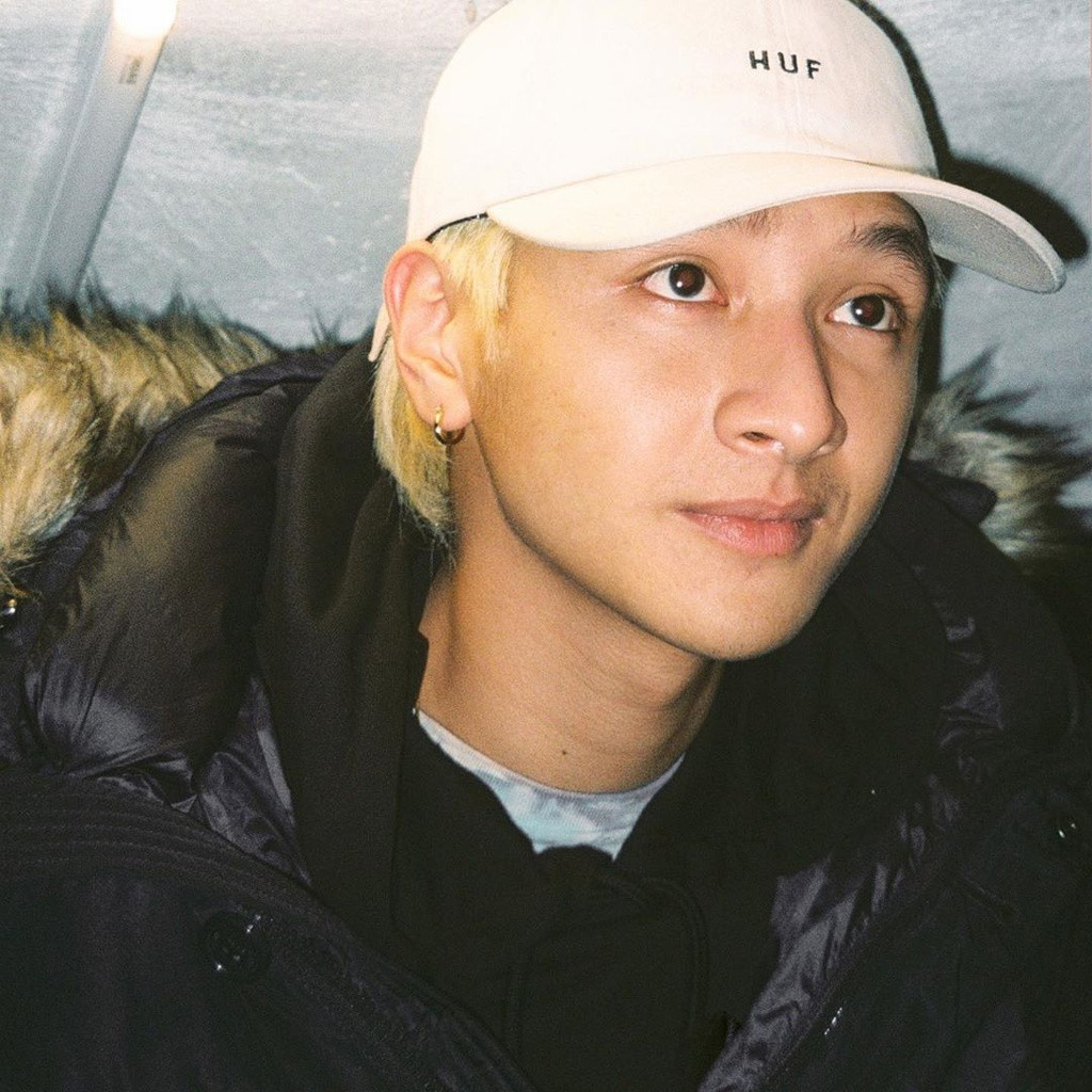 Loạt ảnh điển trai của rapper 16 Typh khiến fan nữ tiếc hùi hụi sau khi rời “Rap Việt“ ảnh 1