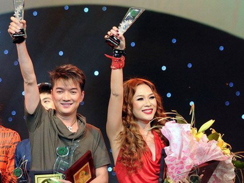 Đàm Vĩnh Hưng - Mỹ Tâm là "cặp bài trùng" của giải thưởng Làn Sóng Xanh thế hệ trước. Đàm Vĩnh Hưng viết “tâm thư” gửi những nghệ sĩ trẻ bỏ về sớm tại giải Làn Sóng Xanh ảnh 4