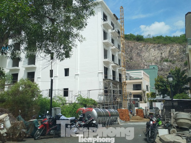 Phê duyệt phương án tháo dỡ khu biệt thự cao cấp xây vượt tầng ở Nha Trang ảnh 1