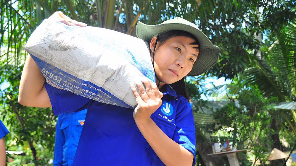 Những cây cầu bắc nhịp yêu thương ảnh 4