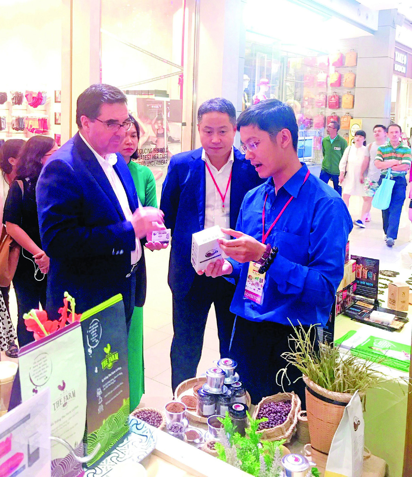 Cà phê đánh thức khát vọng ảnh 1