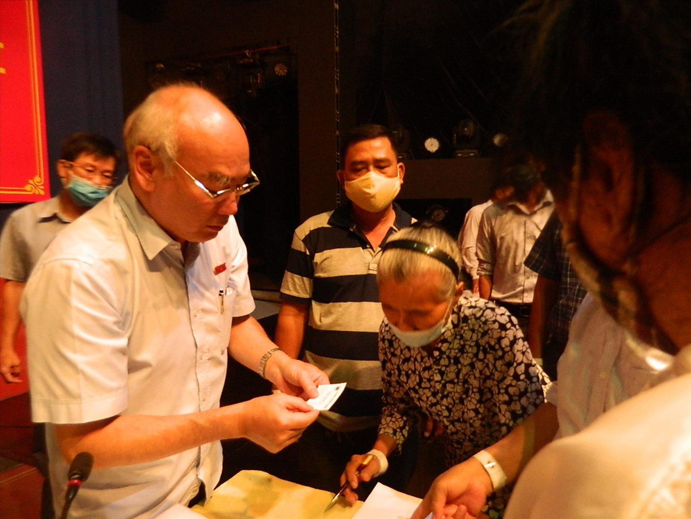 Vụ Thủ Thiêm: Cử tri đề nghị Ủy ban Tư pháp vào cuộc ảnh 1