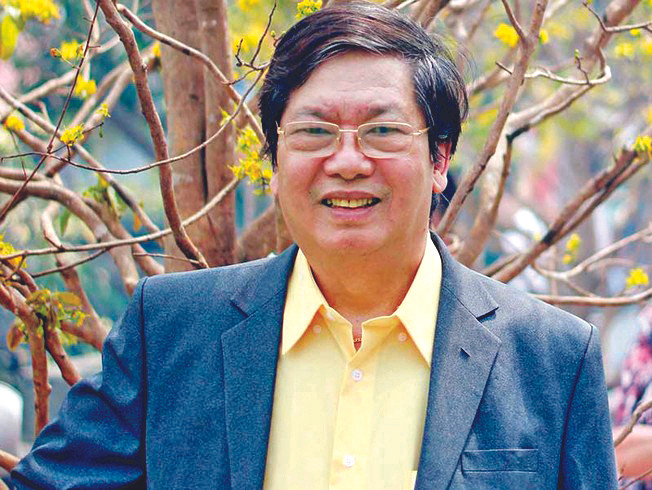 Nhạc sỹ Vũ Hoàng với thanh niên ảnh 2