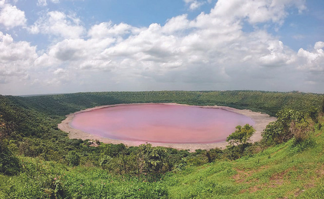 10 vùng đất kì lạ nhất thế giới ảnh 1