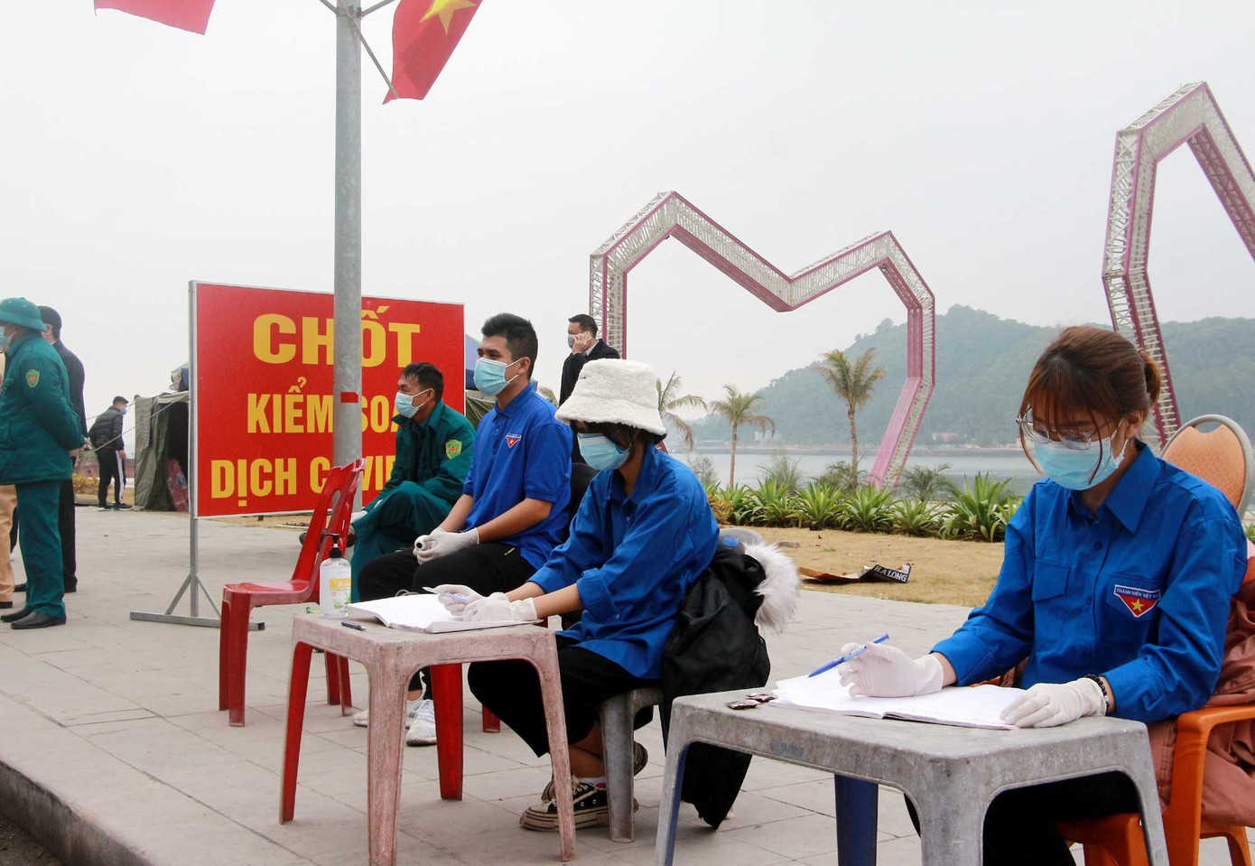 Ra quân Tết trồng cây ở Khánh Hoà, Thanh Hóa ảnh 4