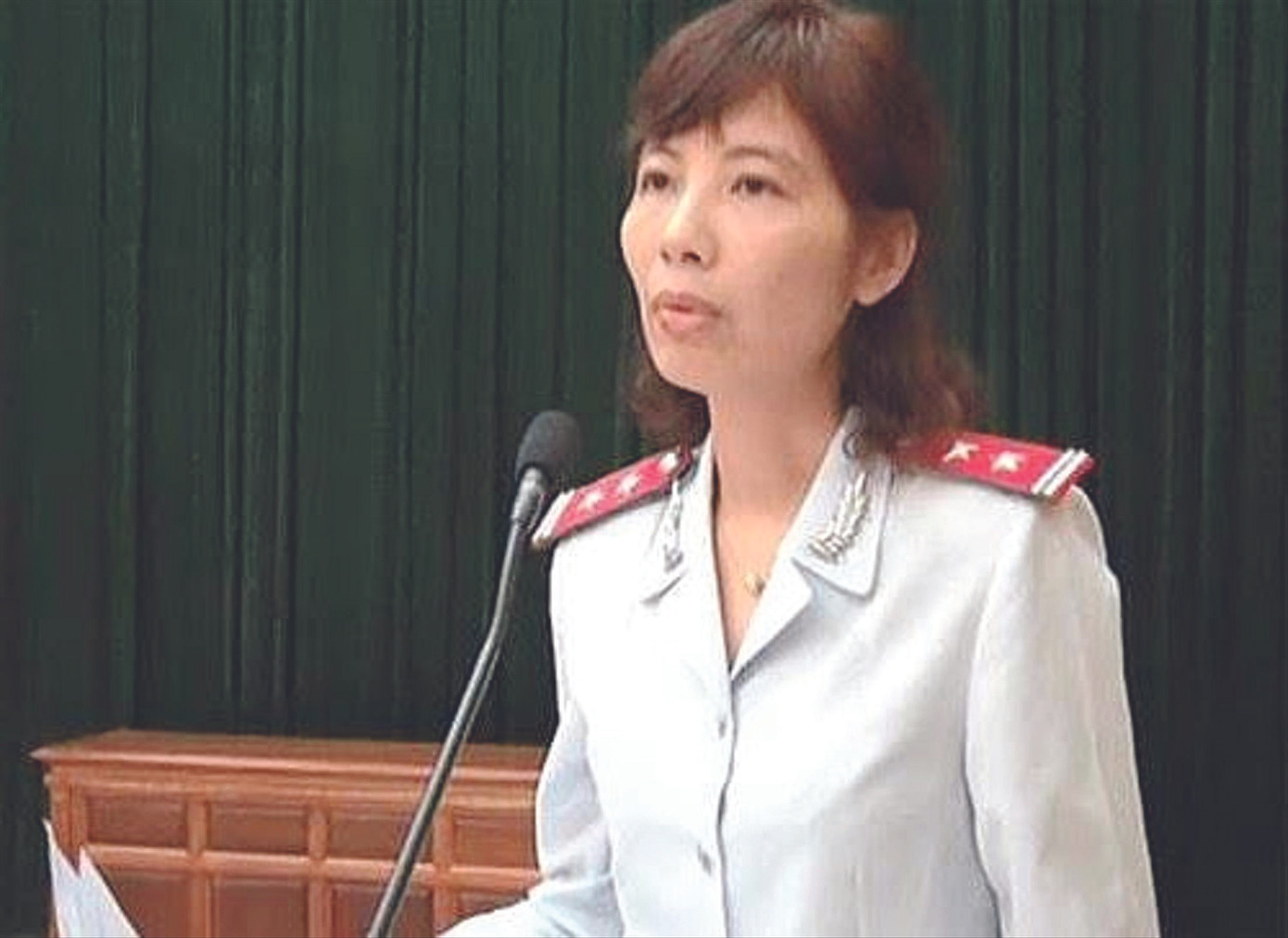 Bị can Nguyễn Thị Kim Anh Thanh tra Bộ Xây dựng vòi tiền ở Vĩnh Phúc: Chiêu thức tinh quái ảnh 2