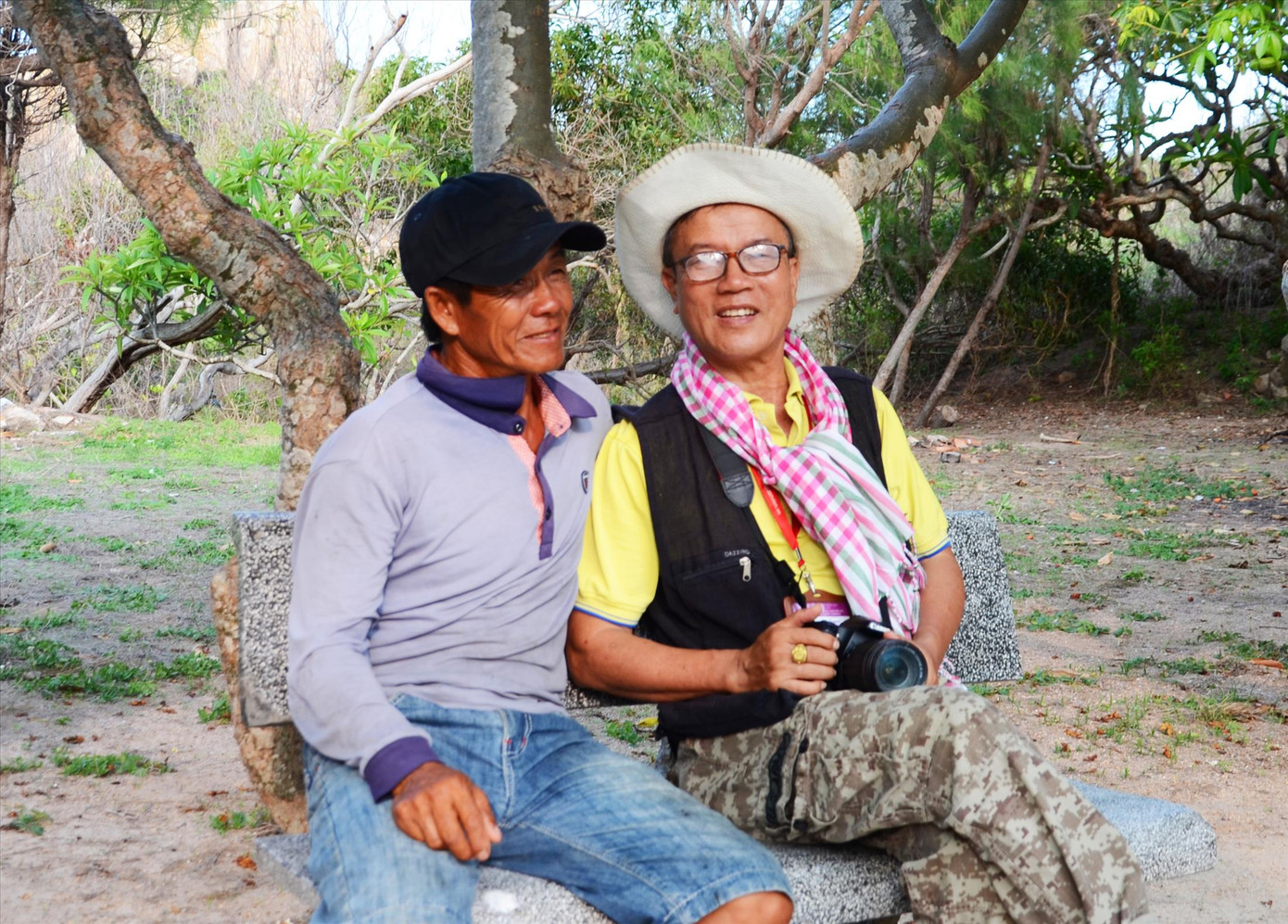 Theo chân thủy triều xuyên biển ảnh 1