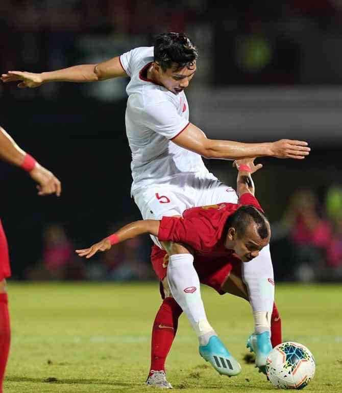 Đàm Vĩnh Hưng dự đoán chính xác Đoàn Văn Hậu ghi 2 bàn thắng ảnh 1