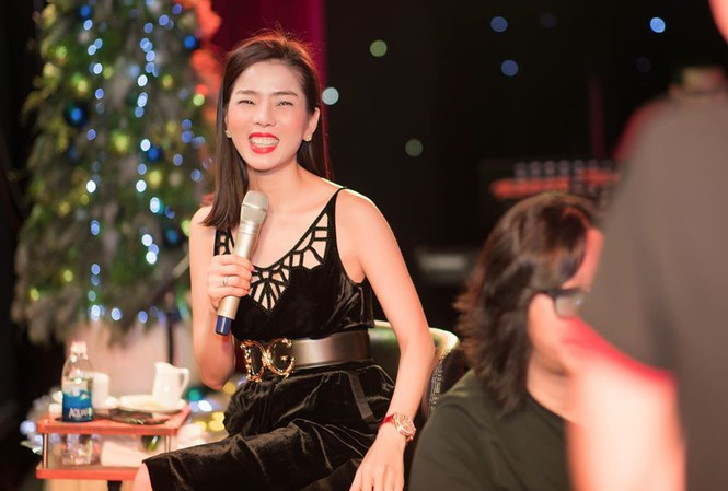 Showbiz 13/12: Hotgirl Trâm Anh nói gì khi vướng tin đồn nhiễm HIV? ảnh 1