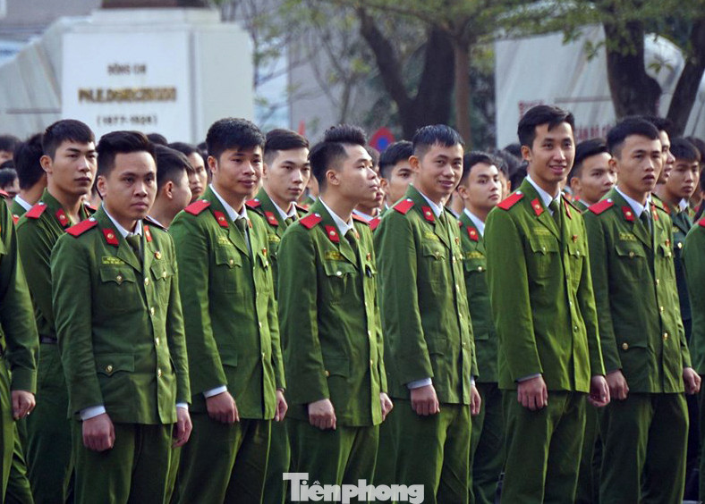 Dàn người đẹp cùng hàng nghìn học viên cảnh sát hiến máu cứu người ảnh 4