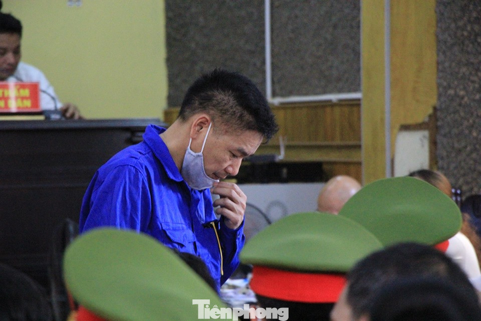 Cựu PGĐ Sở Giáo dục chỉ cho cấp dưới cách xóa dữ liệu nâng điểm ảnh 1