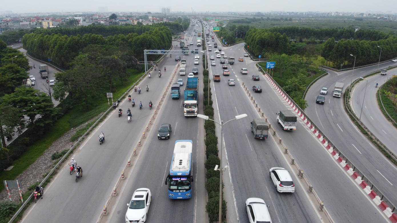 Cao tốc Pháp Vân tê liệt sau kỳ nghỉ lễ dài ngày ảnh 11