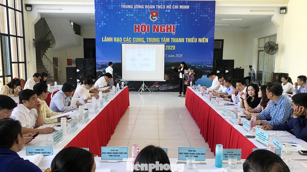 Chung tay làm sạch bãi biển Đồ Sơn, trao tặng khu vui chơi thiếu nhi ảnh 1