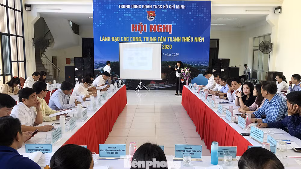 Chung tay làm sạch bãi biển Đồ Sơn, trao tặng khu vui chơi thiếu nhi ảnh 1