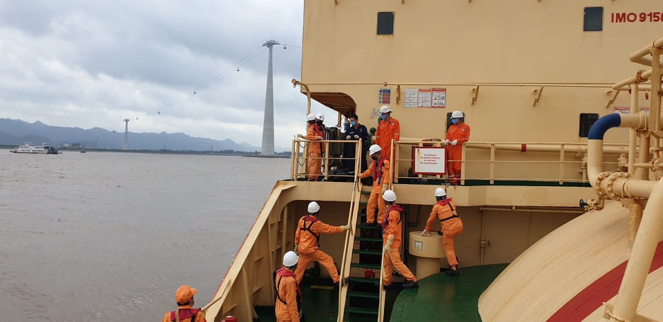 Tìm thấy xác tàu cá bị đâm chìm trên biển Hải Phòng ảnh 1