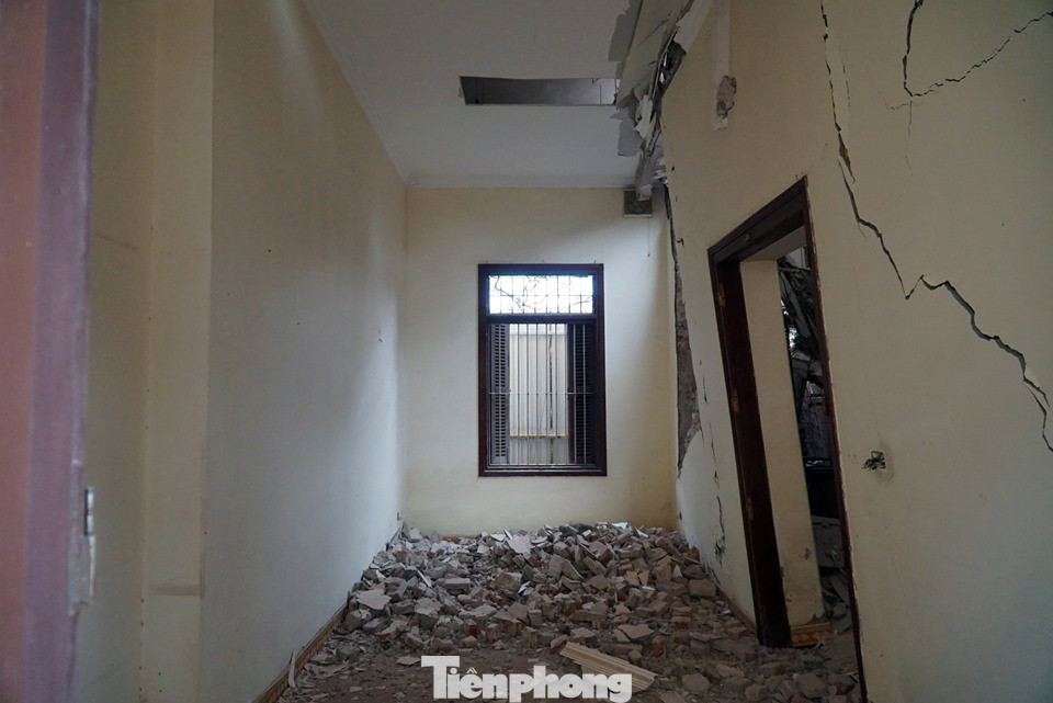 Trạm phát sóng Bạch Mai tan hoang trước ngày hoàn trả theo yêu cầu của TP Hà Nội ảnh 5