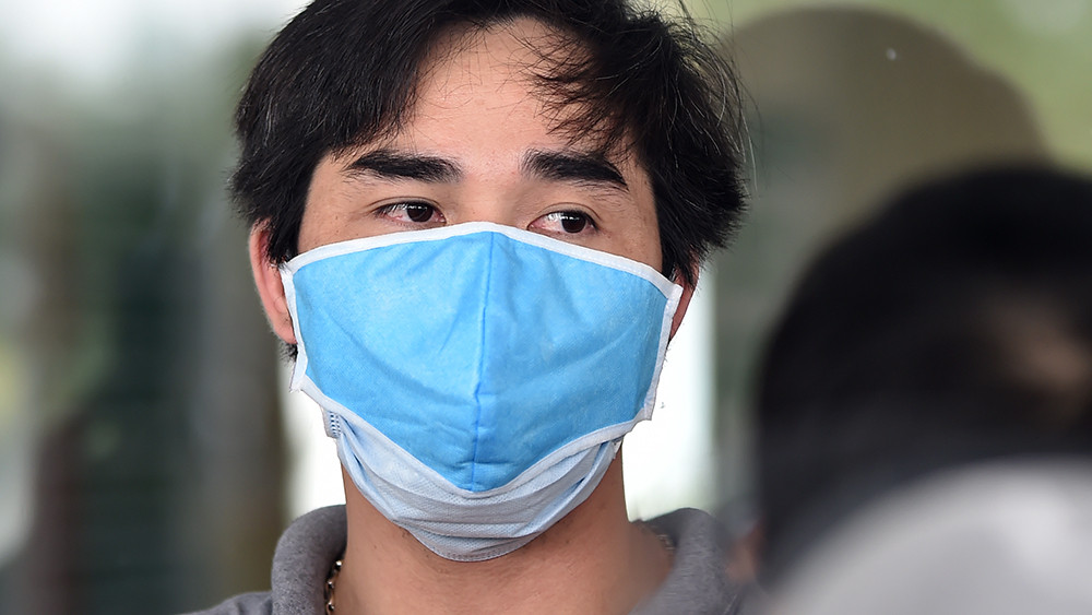 Nhiều ca mắc COVID-19 'đặc biệt' được điều trị khỏi xuất viện ảnh 7