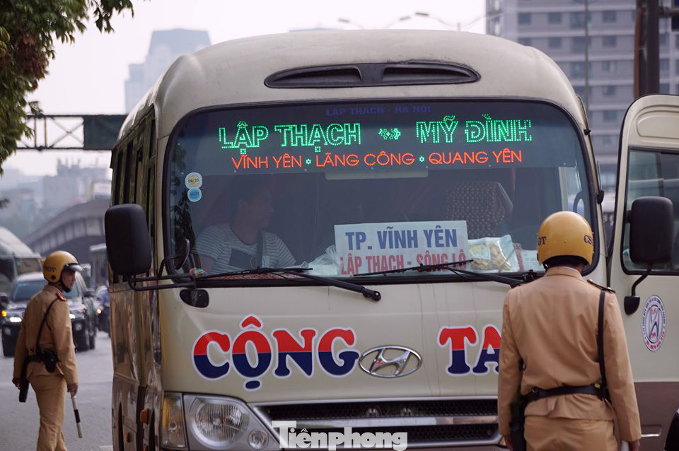 Tự xưng Vụ trưởng Bộ Giáo dục khi CSGT yêu cầu đo nồng độ cồn ảnh 6