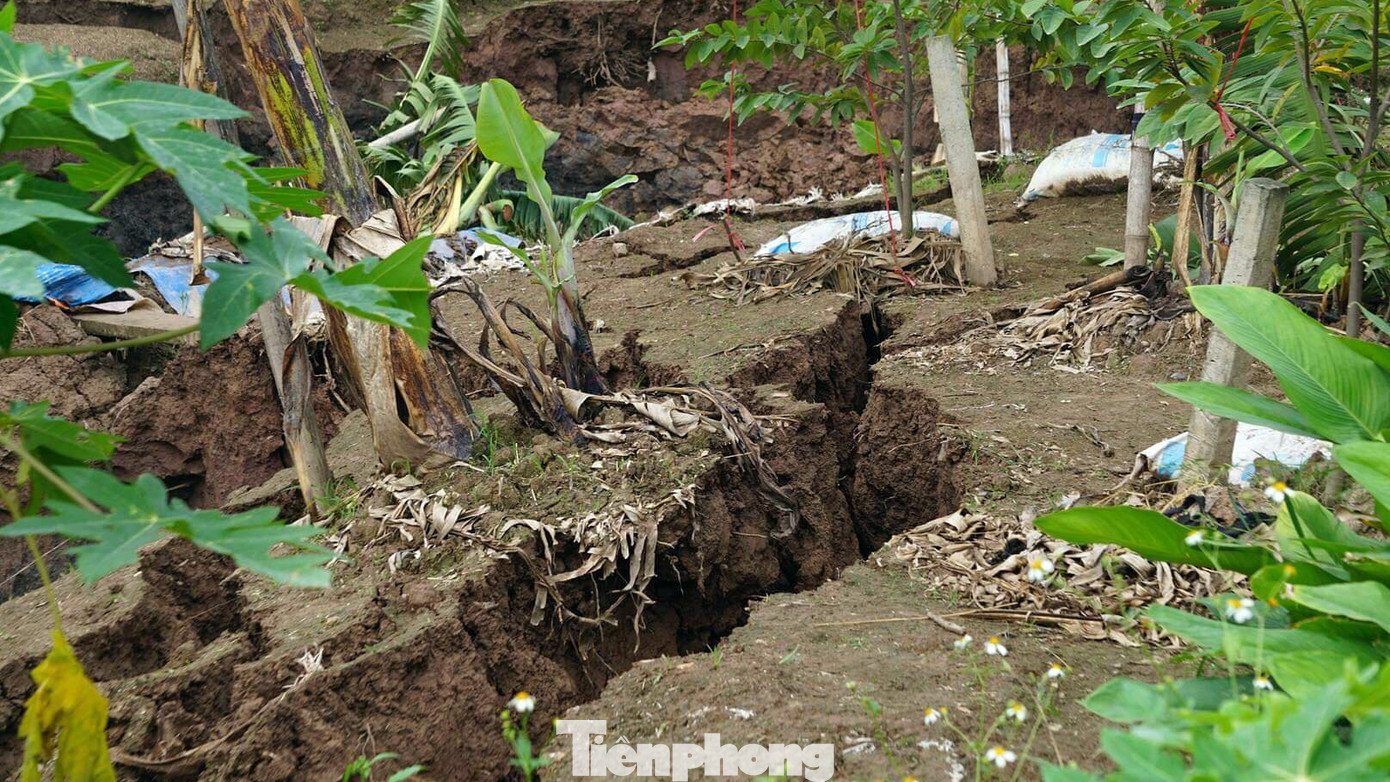 Cận cảnh 'hố tử thần' ở huyện Thủy Nguyên, Hải Phòng ảnh 7