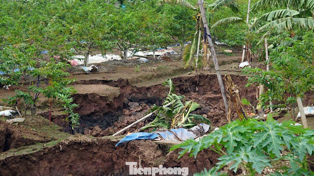 Cận cảnh 'hố tử thần' ở huyện Thủy Nguyên, Hải Phòng ảnh 6