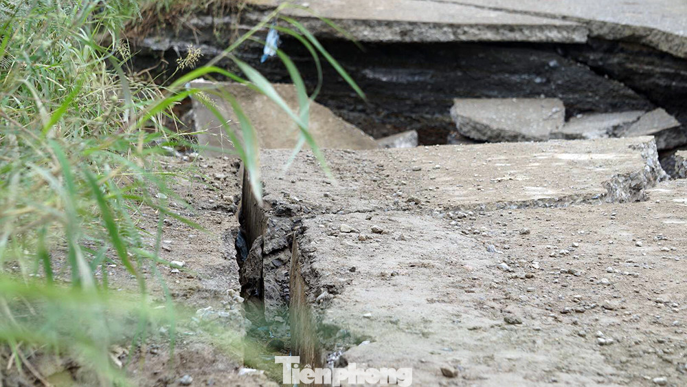 Cận cảnh 'hố tử thần' ở huyện Thủy Nguyên, Hải Phòng ảnh 4