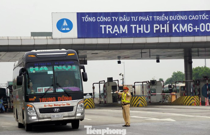 Uống rượu từ tối trước đến hôm sau vẫn bị phạt 7 triệu đồng ảnh 1