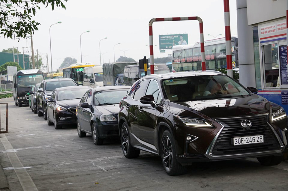 Cao tốc Pháp Vân tê liệt sau kỳ nghỉ lễ dài ngày ảnh 3