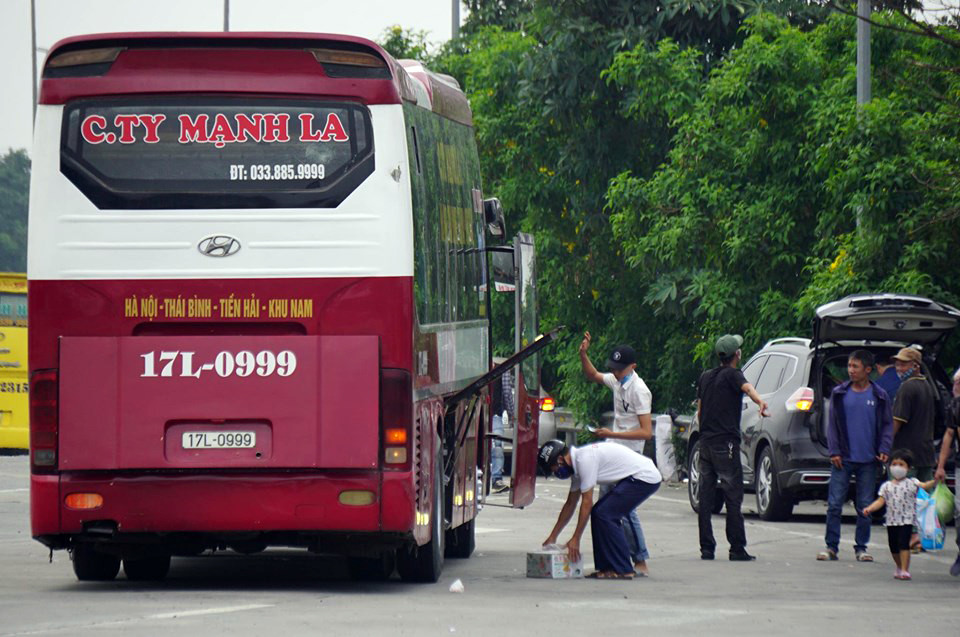 Cao tốc Pháp Vân tê liệt sau kỳ nghỉ lễ dài ngày ảnh 10
