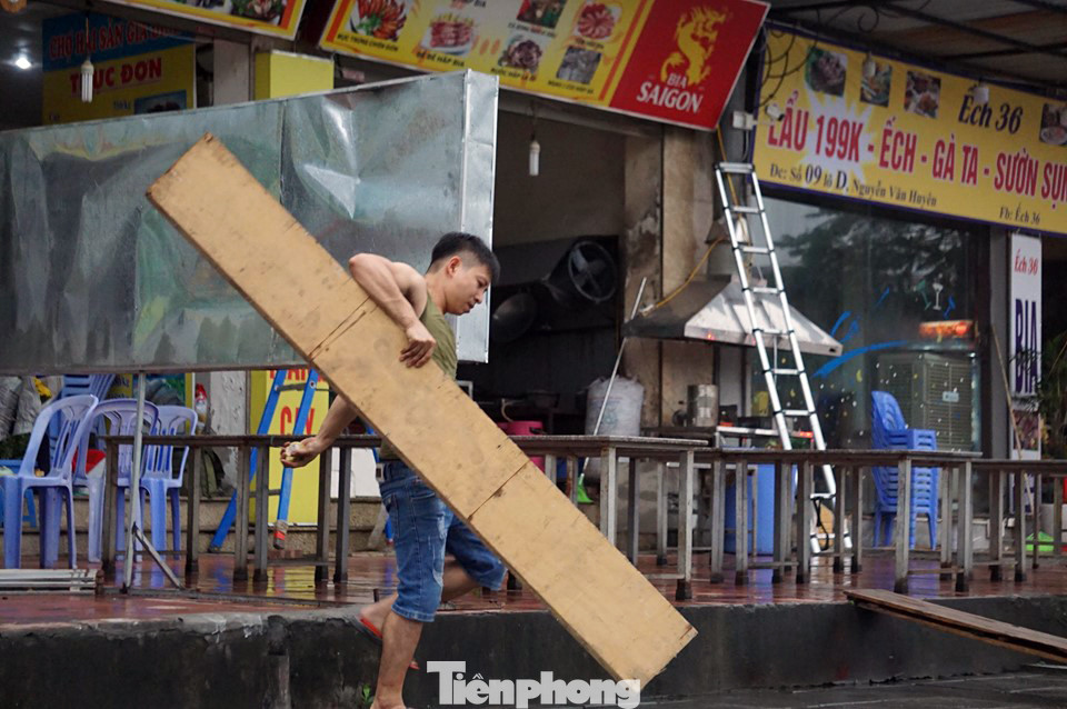 Nhiều cửa hàng Hà Nội bất ngờ hoạt động trở lại ngày cuối giãn cách ảnh 9