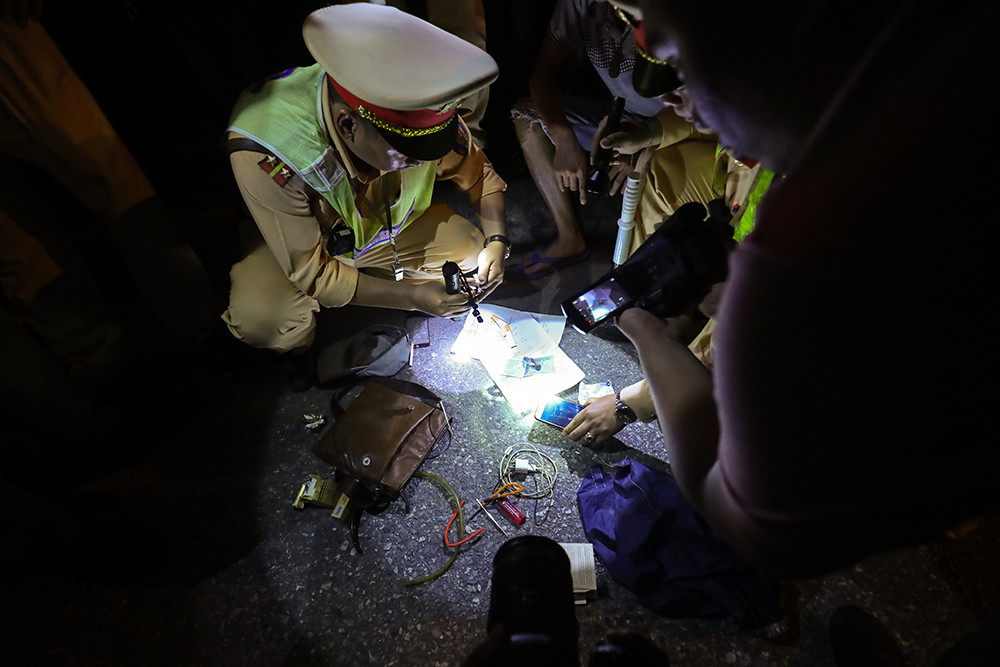 Tài xế dương tính ma túy, vi phạm nồng độ cồn vẫn lái xe trên cao tốc ảnh 3