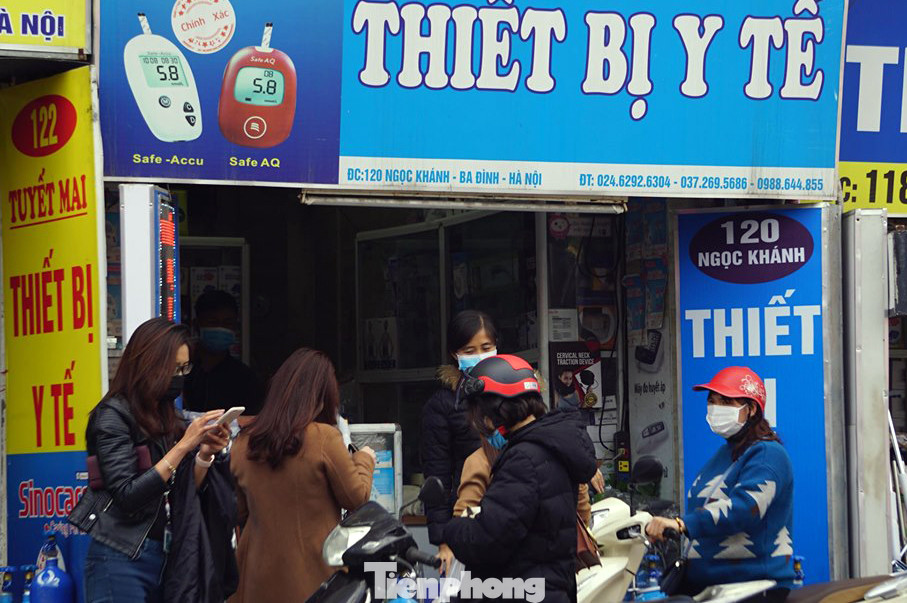 Công khai 16 cửa hàng bán khẩu trang giá trên trời giữa 'mùa dịch' corona ảnh 2