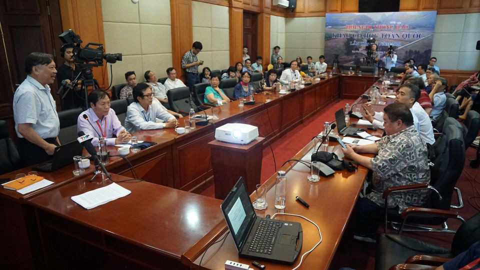 Toàn cảnh Hội nghị thông báo khảo cổ học toàn quốc lần thứ 55. Tranh luận nóng bãi cọc 'khủng 'và trận thủy chiến lịch sử Bạch Đằng ảnh 1