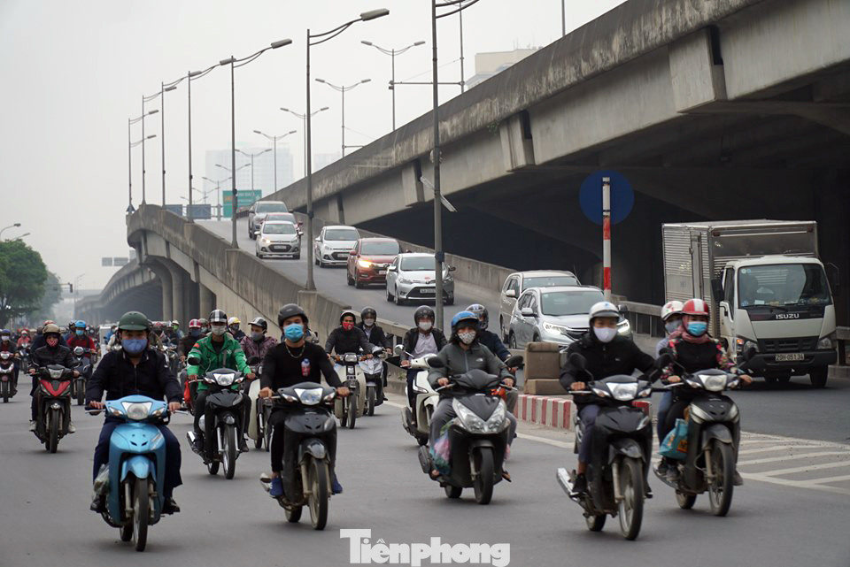 Bộ Công an trình Chính phủ hồ sơ xây dựng Luật Đảm bảo ATGT ảnh 1