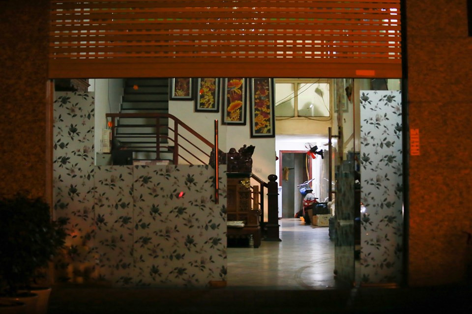 Tạm đình chỉ Chủ tịch phường để quán karaoke hoạt động giữa dịch COVID-19 ảnh 2