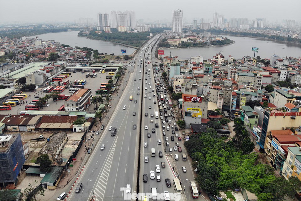 Người dân trở lại Hà Nội sau Tết, cao tốc Pháp Vân - Cầu Giẽ tắc dài ảnh 9