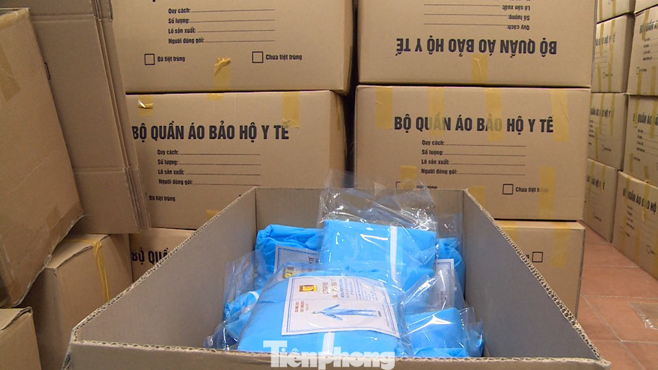 Phát hiện số lượng lớn vật tư, thiết bị y tế có dấu hiệu làm giả ảnh 9